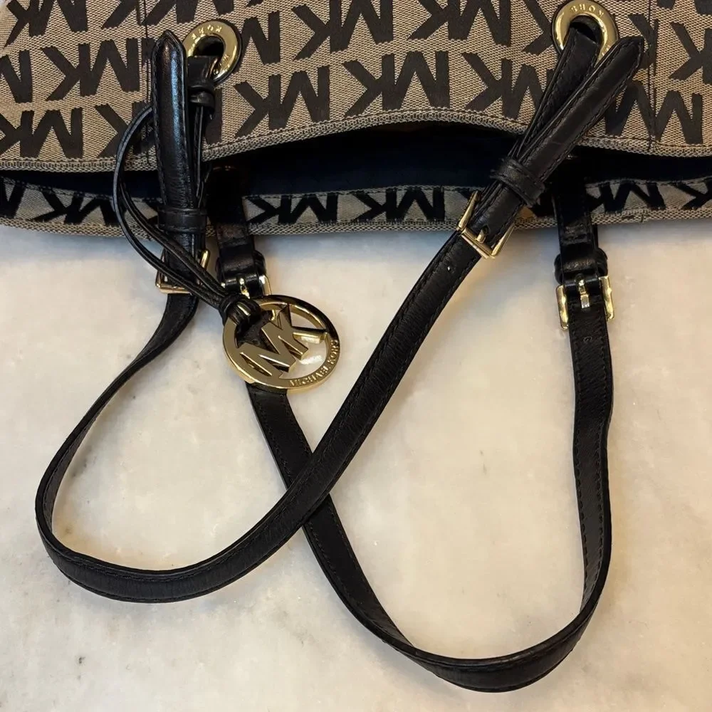 Michael Kors Bag Purse Handbag Jet Set Monogram Canvas Leather Tote Pocketbook